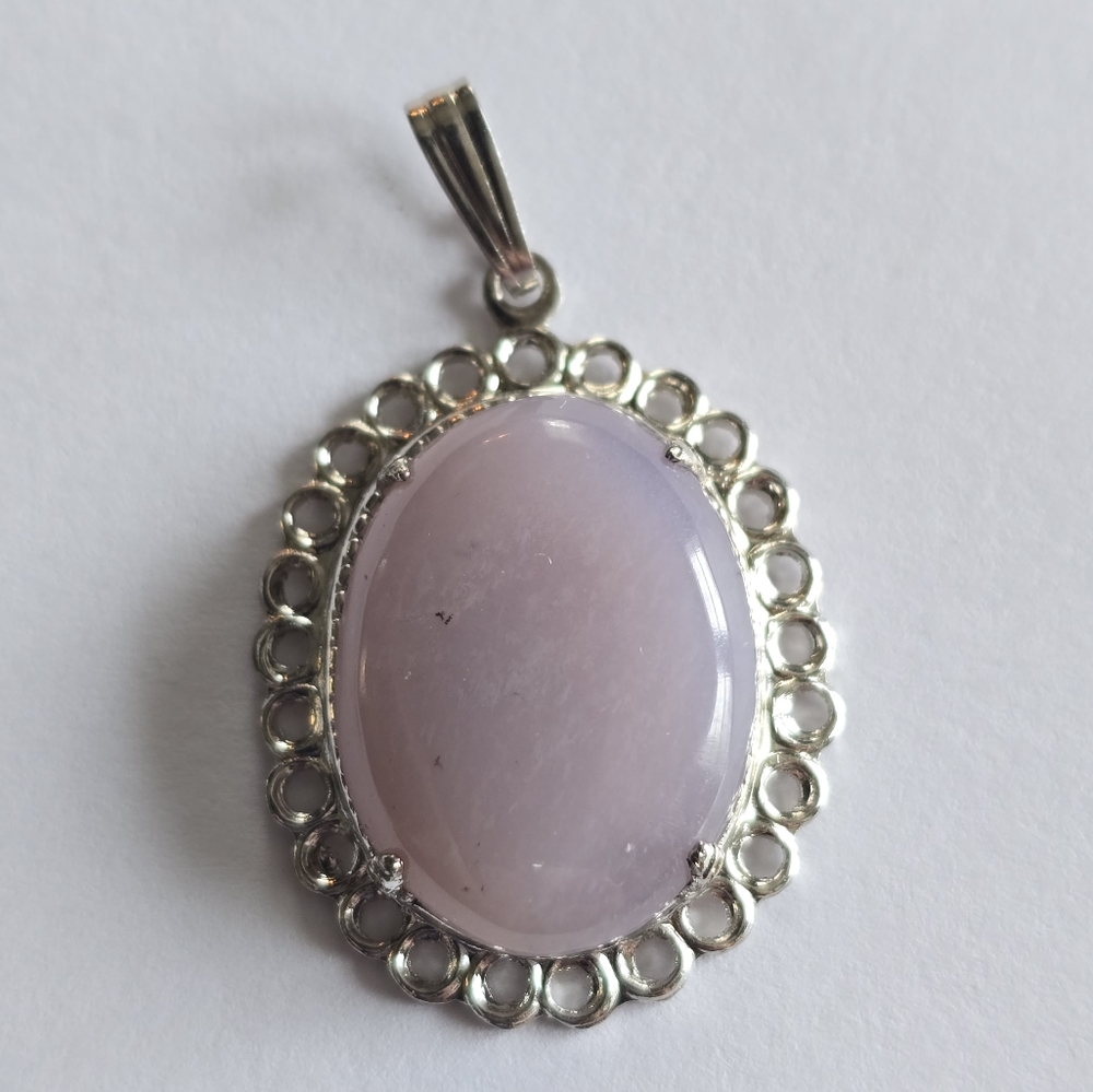 Vintage pendant grey pink lavender stone silver tone metal oval purple
